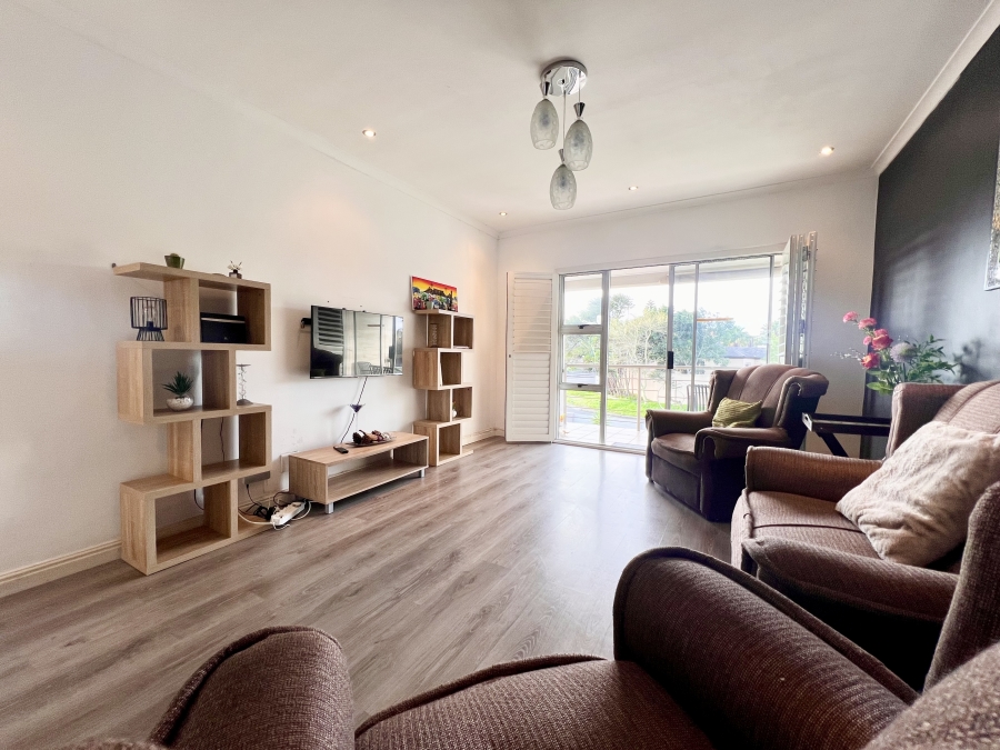 3 Bedroom Property for Sale in Flamingo Vlei Western Cape